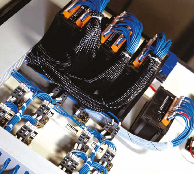 Flätad skyddsslang PET – Flexibelt och Hållbart Kabelskydd